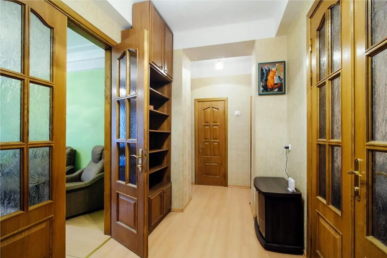 Хостел У Вокзала Hostel